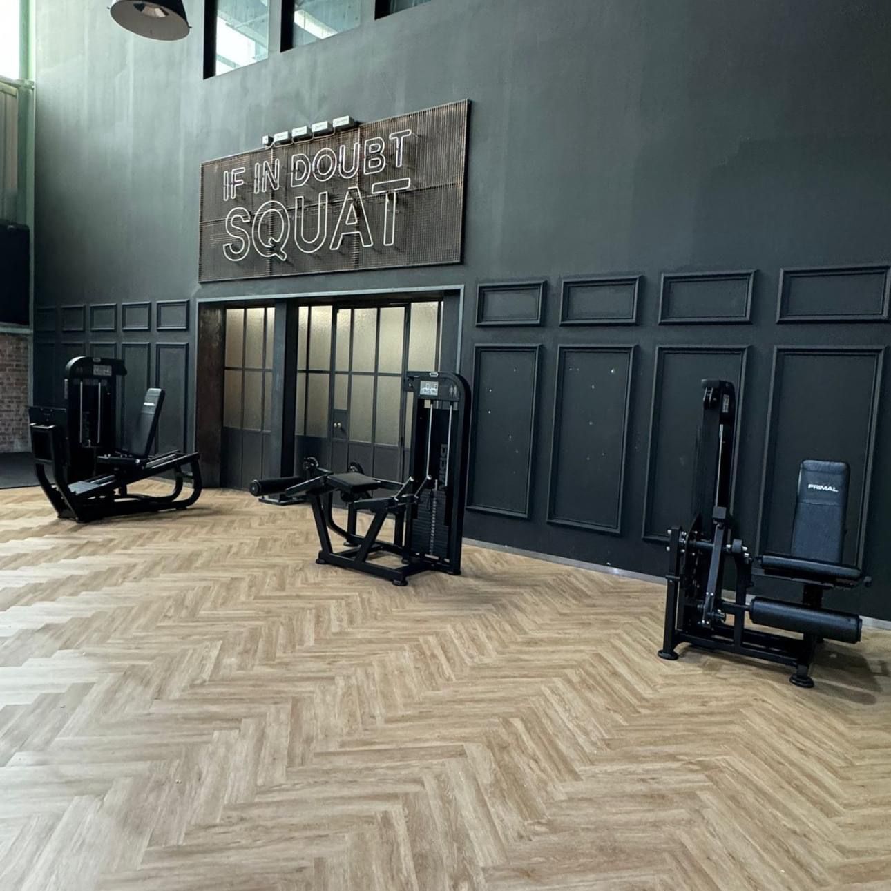 PT Gym Cardiff — SQUAT sign